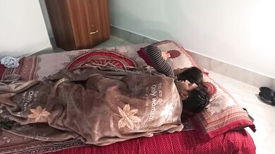Boyfriend Aur Uske Dost Sath Threesome Karti Sexy